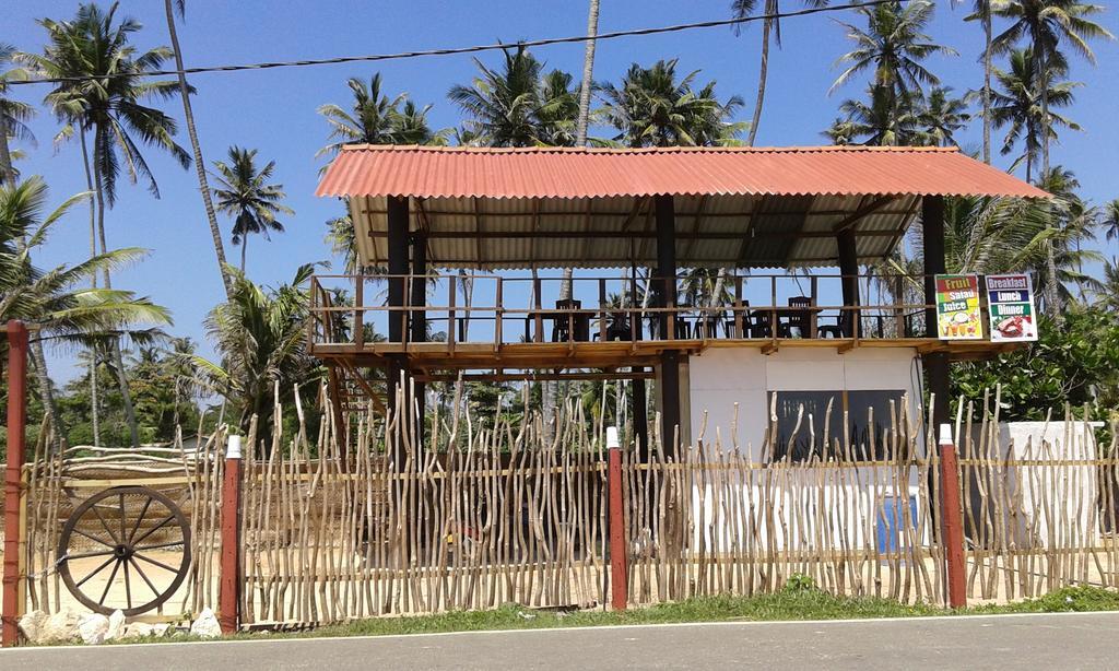 Sunset Surfing Beach Resort Matara Exterior foto